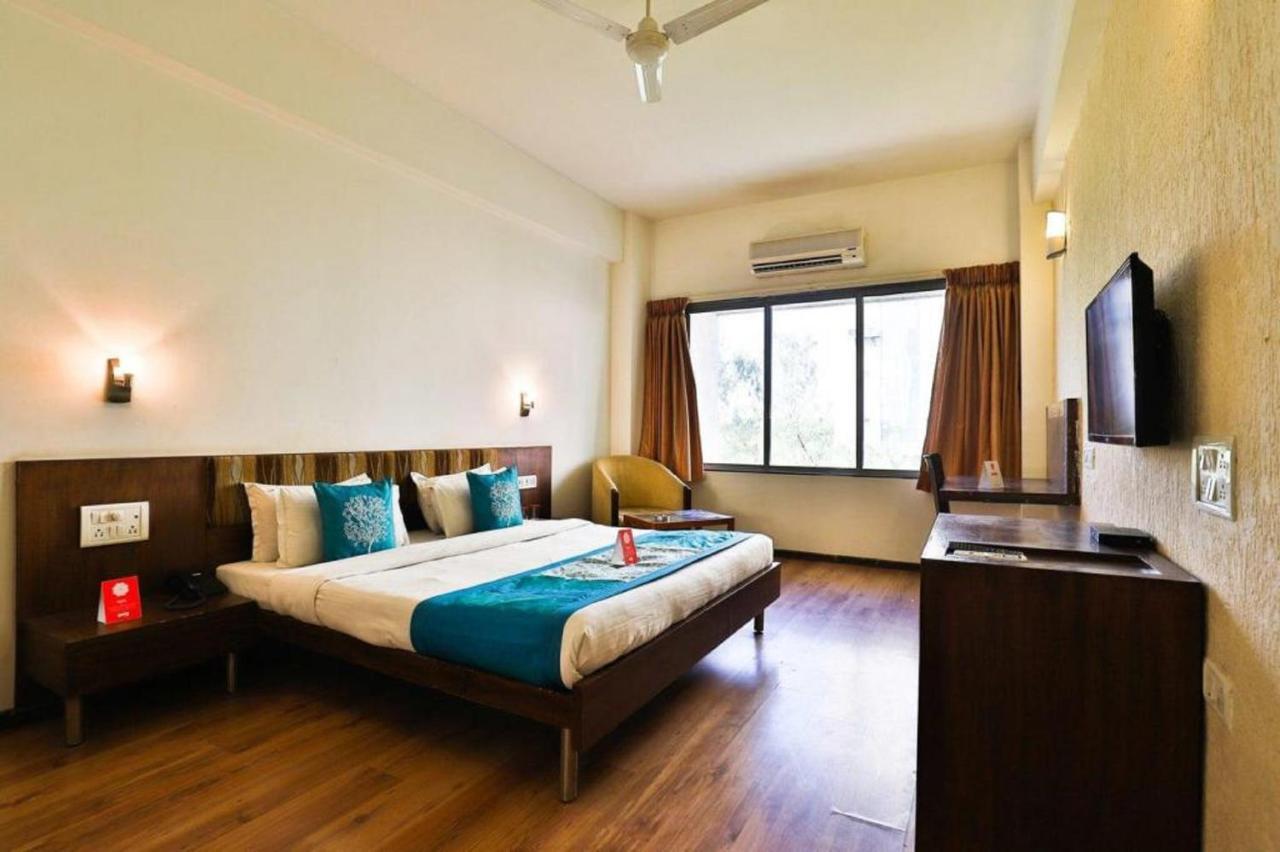 Hotel President Inn By Sky Stays Gandhinagar Extérieur photo